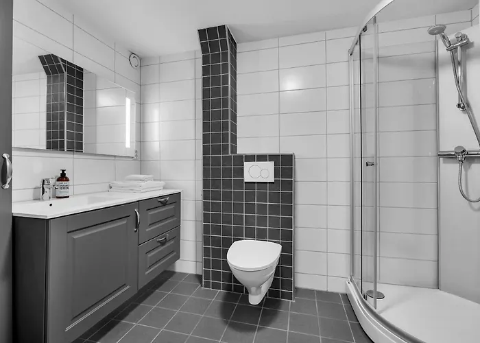 Arctic Homes - Premium Plaza *