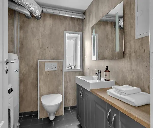 Arctic Homes - Premium Plaza Apartamento