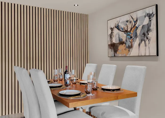 Arctic Homes - Premium Plaza *