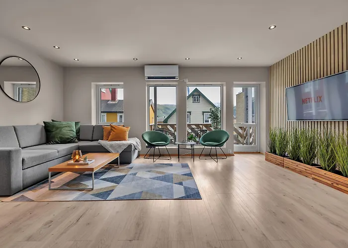 Arctic Homes - Premium Plaza