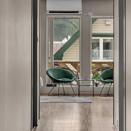 Arctic Homes - Premium Plaza *